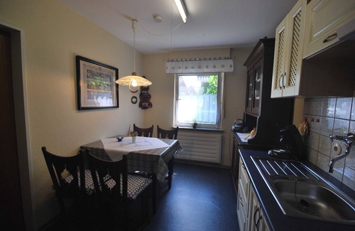 Uplengen House | Vacation home Hermann 35522 - Holiday home Hermann