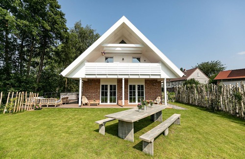 Herbstein House | Vacation home Heuliebe, barbecue hut, whirlpool, outdoor sauna