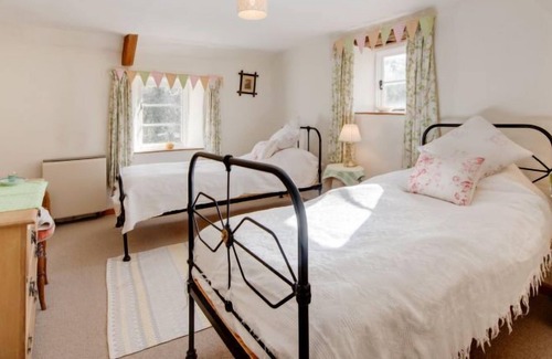 Slaughterford House | Vacation home Hythe Road in Chippenham - 5 persons, 2 bedrooms