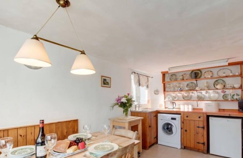 Slaughterford House | Vacation home Hythe Road in Chippenham - 5 persons, 2 bedrooms