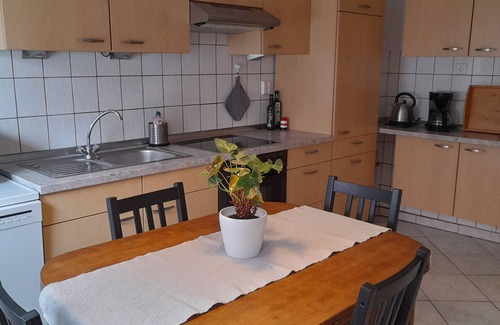 Dannau House | Vacation home " Igelnest " near Weißenhäußer beach