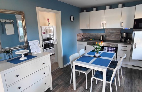 Templin House | Vacation home "Im Wäldchen" near the lake for couples and families with pets