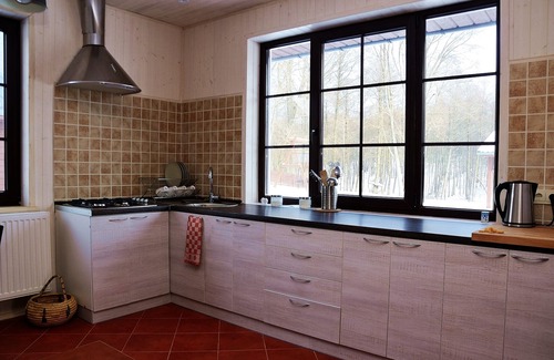 Virsurodukis Villa | Vacation home in forest and waterfront surroundings by Druskininkai Lithuania