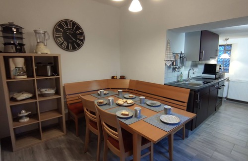 Moselkern House | Vacation home in Moselkern - up to 8 people - view of the Moselle - animals allowed.