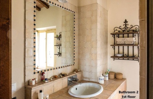 Corinaldo House | Vacation home in the Marche, up to 10 people, WLAN, TV, pool, air conditioning, close to the beach