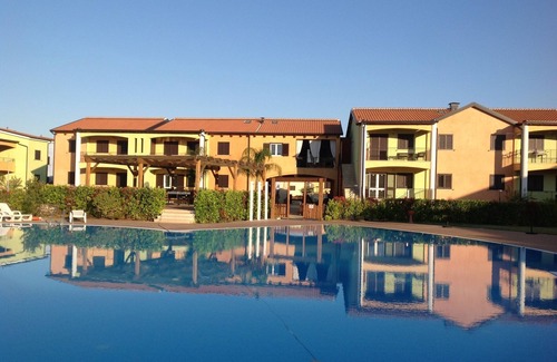 Policoro Apartment | Vacation home in the village blue shore 500 m from the sea with beautiful swimming pool