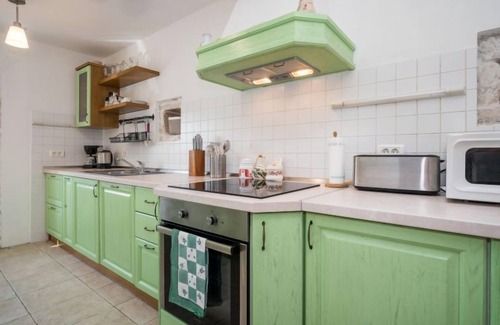 Cabrunici House | Vacation home Ivanka by Interhome