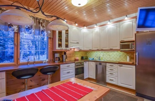 Hankasalmi House | Vacation home Josala by Interhome