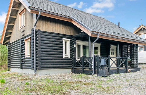 Savonlinna House | Vacation home Karhu by Interhome