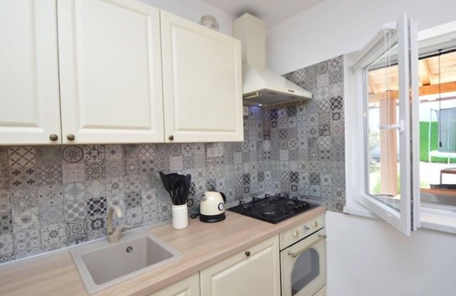 Drage House | Vacation home Lana by Interhome