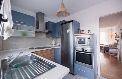 Telde House | Vacation Home 'La Casita De Vanessa 2' with Sea View, Private Terrace and Wi-Fi