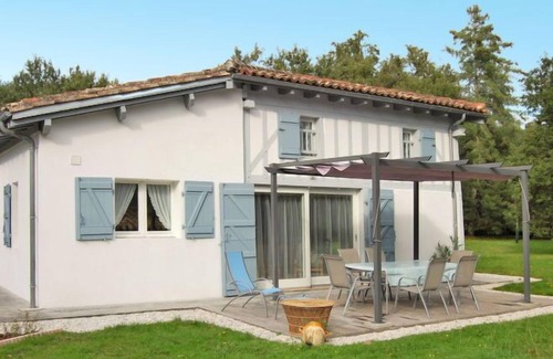 Mano House | Vacation home La Chêneraie (MXX100) in Mano - 8 persons, 4 bedrooms