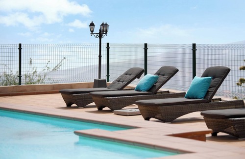 Valsequillo de Gran Canaria Villa | Vacation Home La Llave with Mountain View, Sea View, Pool, Wi-Fi, Terraces & Garden