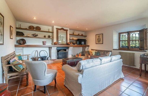 Puente Nuevo House | VACATION HOME LA PERILA