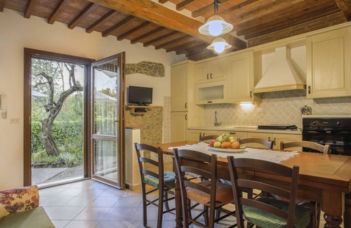 Toiano House | Vacation home Lisena by Interhome