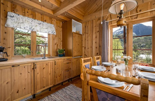 Gaular House | Vacation home Lona by Interhome