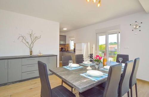 Drage House | Vacation home Milena by Interhome