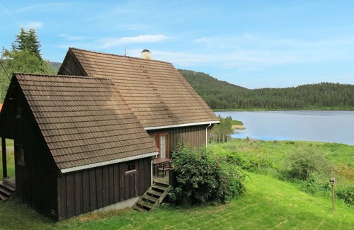Dølemo House | Vacation home Moebu by Interhome