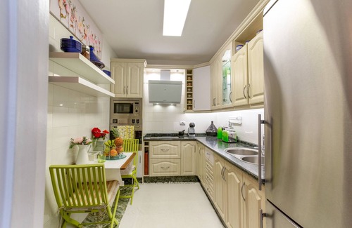 Tabaiba House | Vacation Home "Mouna's House" with Sea View, Shared Pool & Wi-Fi