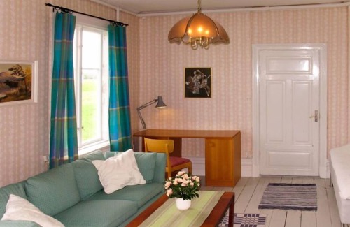 Bodarne House | Vacation home Näsvägen (HSL050) in Lingbo - 6 persons, 3 bedrooms