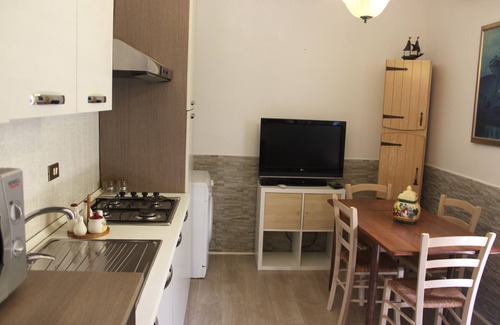 Ficarazzi Apartment | Vacation home near the sea