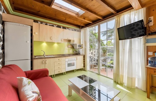 Granadilla de Abona House | Vacation Home 'Nice 101b Apto Sea Pool Only Adult' with Shared Pool