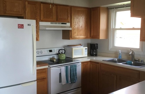 Fitchburg House | Vacation Home on Lake Waubesa - Close to Madison yet peaceful