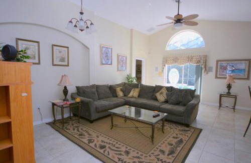 Cumbrian Lakes House | Vacation home Orlando Florida United States
