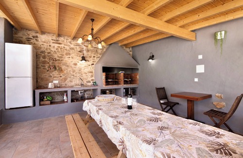 Fonte do Bispo House | Vacation Home "Quinta do Silêncio" with Private Pool, Garden & Wi-Fi
