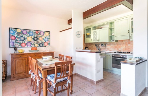 San Pantaleo House | Vacation Home "Residenza Fiorella" With Mountain Views