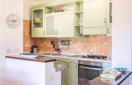 San Pantaleo House | Vacation Home "Residenza Fiorella" With Mountain Views