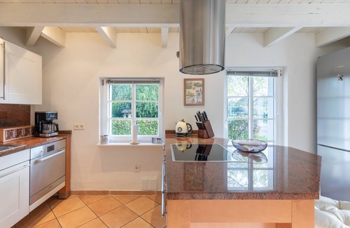 Lehe House | Vacation home Reethus Rosengarten in Dithmarschen for up to 5 people