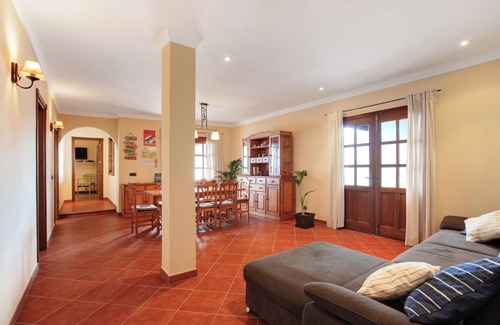 Los Silos House | Vacation Home “Rincón de Daute” with Sea View, Mountain View, Pool, Wi-Fi & Terrace