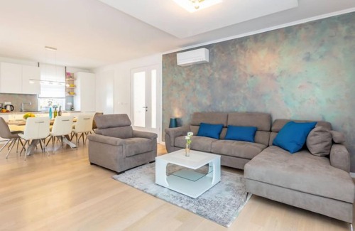 Milovcici House | Vacation home Roko by Interhome