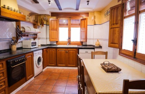 Cabanes House | Vacation home Rosa by Interhome