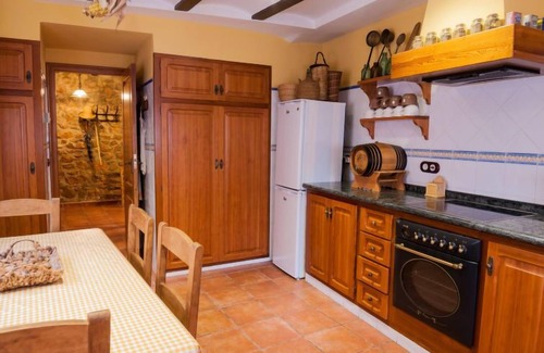 Cabanes House | Vacation home Rosa by Interhome