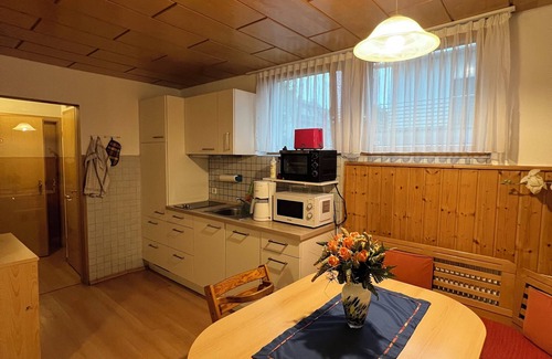 Reutin Apartment | Vacation home Rosengarten (lower apartment)