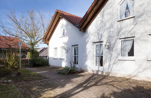 Orscholz Cottage | Vacation home Saarschleife 72 sqm - Wellness & Spa opposite included!