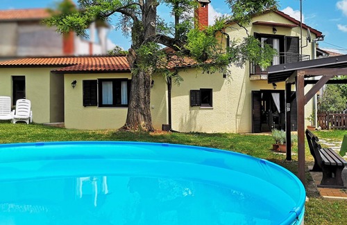 Buici House | Vacation home Sara by Interhome