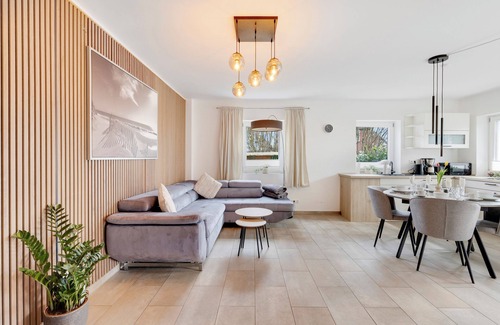 Sandbrink House | Vacation home SeeZeit with garden, up to 6 people, 500 meters to the lake