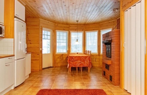 Hiukkajoki House | Vacation home Siika by Interhome
