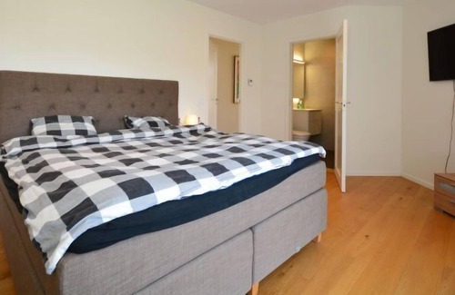 Lyckeby House | Vacation home Sjölyckan (BLE130) in Lyckeby - 6 persons, 3 bedrooms