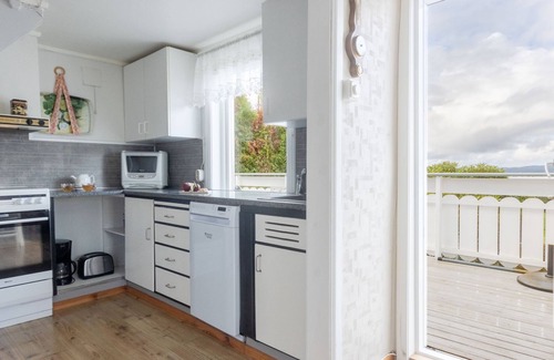 Vinnes House | Vacation home Soltun by Interhome