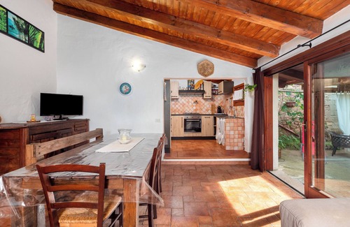 Loiri Porto San Paolo House | Vacation Home "Suite Harmony" with Open and Covered Terrace
