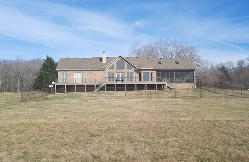 Shelbyville House | Vacation home surrounded by 300 acres of serene country living,