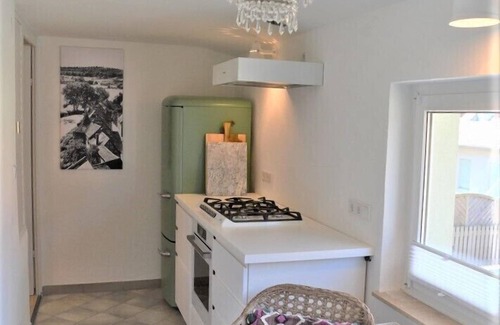 Weissenburg in Bayern House | Vacation home the Seeweiherturm with garden