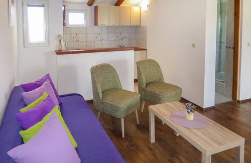 Privlaka House | Vacation home Tone by Interhome