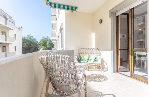 Rivabella House | Vacation Home Trentapassi Rivabella sleeps 4-6 30m from the beach