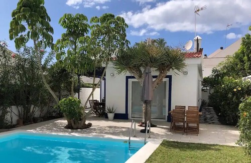 Pasito Blanco Villa | Vacation Home 'Villa Pasito Blanco' close to the Beach with Garden, Terrace & Wi-Fi