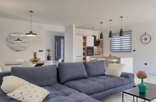 Filipana House | Vacation home Vine by Interhome